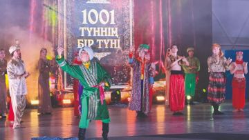 Бір театрдағы қос қойылым