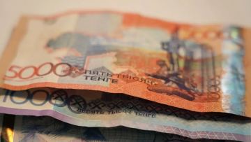 Теңге Қазақстанның ұлттық валютасы ретінде конституциялық мәртебеге ие болды