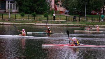 Жасөспірімдер арасында байдарка және каноэде есуден қалалық чемпионат өтті
