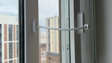 Балалардың терезеден құлауын болдырмау шаралары күшейтілді