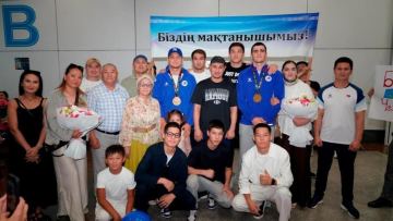 Астаналық боксшылар Азия чемпионатынан жеңіспен оралды