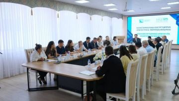 Жаңа Конституция және оны іске асырудағы өңірлердің рөлі талқыланды