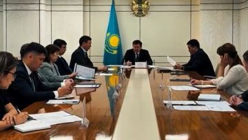 Астанада қалалық үшжақты комиссияның кезекті отырысы өтті