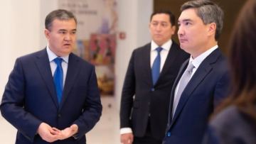 Еңбек күні қарсаңында Олжас Бектенов «Еңбек – ел мұраты» іс-шарасына қатысты
