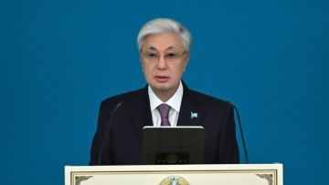 Мемлекет басшысы мұғалімдерді кәсіби мерекесімен құттықтады