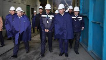 Премьер-министр Қаратас кен орнына және Kazakhmys Smelting зауытына барды