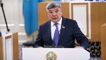 Жанарбек Әшімжан: Бұл Жолдау конституциялық реформалар және саяси жаңғырудан кейін жолдануымен құнды