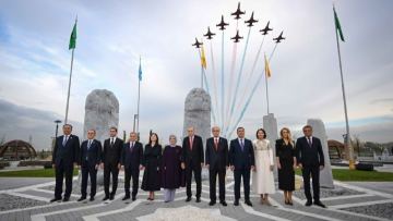 Мемлекет басшысы Түркияда астаналық «Бештепе» саябағындағы Түркі әлемі аллеясын ашуға қатысты