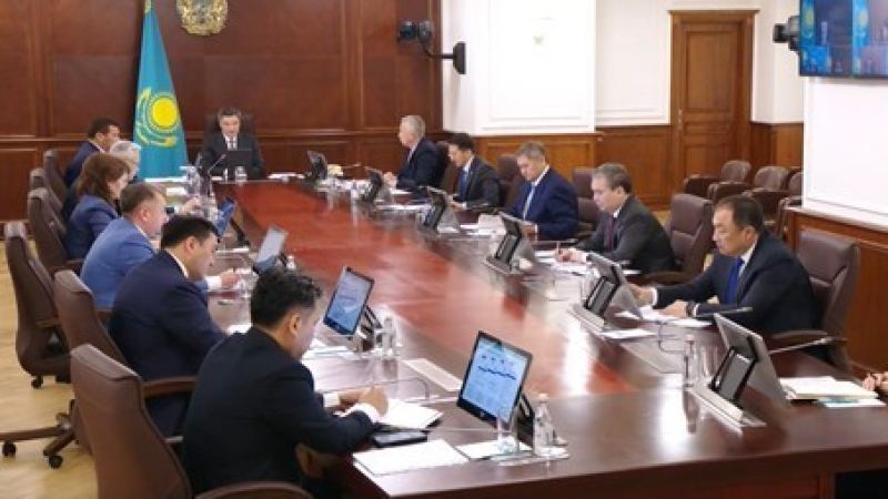 12 мың шақырым инженерлік желілерді жөндеу және құрылыс көлемін арттыру: Үкіметте Президент тапсырмаларын жүзеге асыру шаралары қарастырылуда