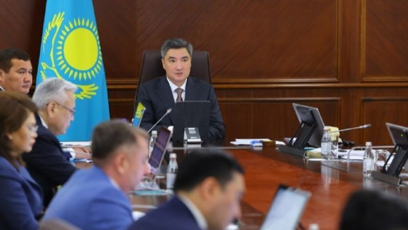 Үкімет бір ай мерзімде көрсеткішті 80%-ға дейін арттыра отырып елді мекендерді газбен қамту ісін жеделдету жөніндегі жұмыс жоспарларын өзектендіреді