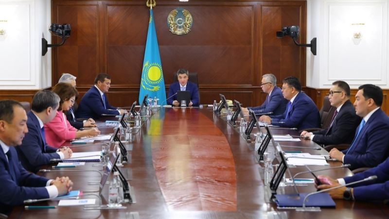 Үкімет экономика салаларындағы әлеуетті тиімді пайдалануға басымдық беріп отыр — Олжас Бектенов