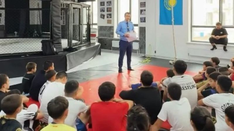 Елорда прокуратурасы оқушыларға профилактикалық дәріс ұйымдастырды