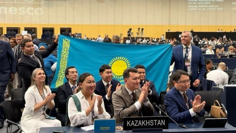 Ерлан Қарин: Президенттің тапсырмасы орындалды – Қазақстанның киелі нысандарының ЮНЕСКО тізіміне енді