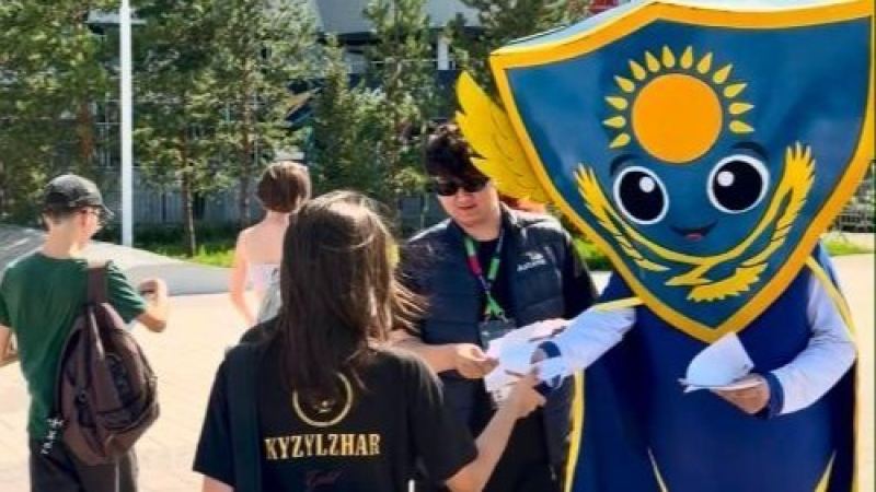 «Болашақ ойындары 2026» турнирінің туристері мен жанкүйерлеріне ақпараттық жадынамалар мен брошюралар тарату акциясы өтті