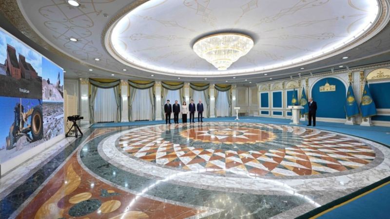Мемлекет басшысы телекөпір арқылы «Қызылорда – Сексеуіл», «Ұлғайсын – Сексеуіл» және «Бейнеу – Сексеуіл» автокөлік жолдарының құрылысын бастап берді