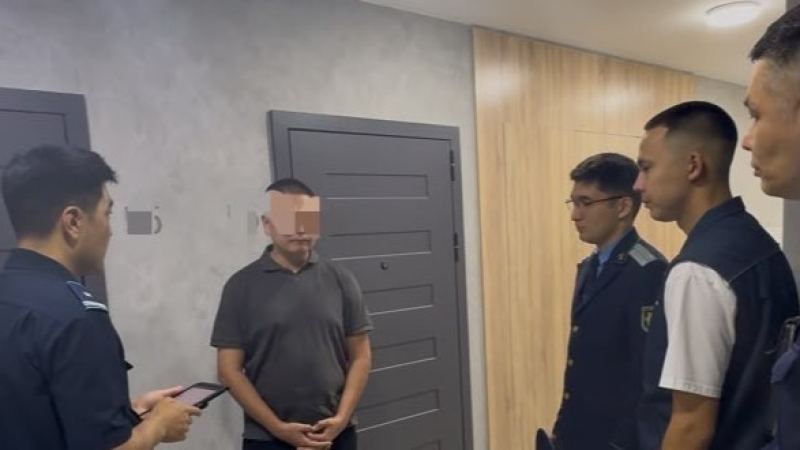 Есіл прокуратурасы пробация қызметінде есепте тұрған тұлғалар бойынша профилактикалық рейд өткізді