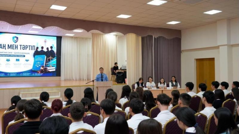 Елордалық мектептер мен колледждерде профилактикалық дәрістер өтіп жатыр