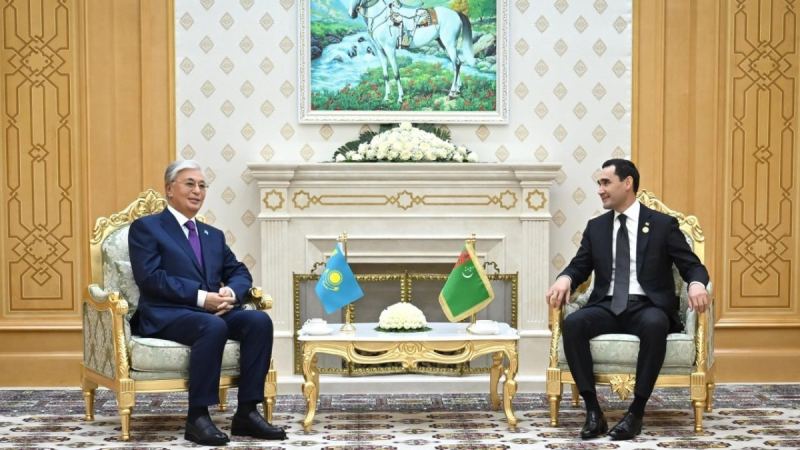 Мемлекет басшысы Түрікменстан Президентімен кездесу өткізді