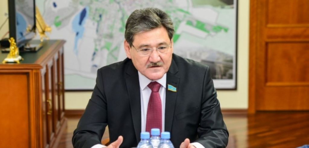 Бағдарламалар  баянды болсын  десек...