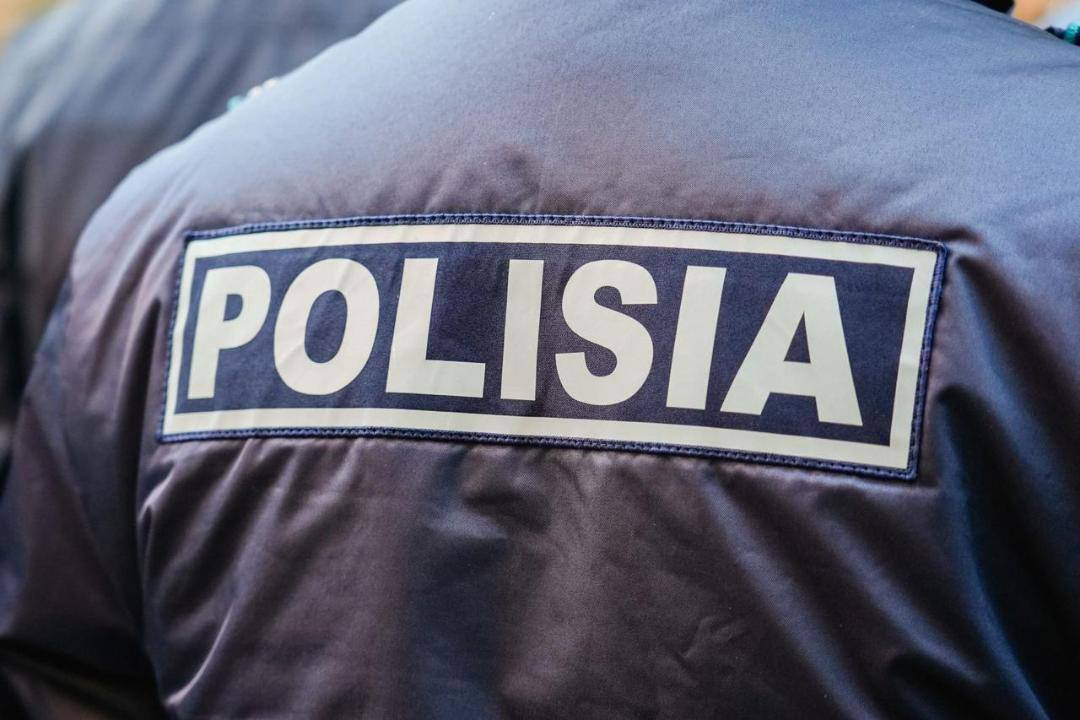 Есірткі жарнамасын желімдегендер жазаланды