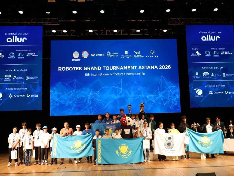 Елордалық оқушылар робототехникадан халықаралық чемпионатта үздіктердің қатарына енді