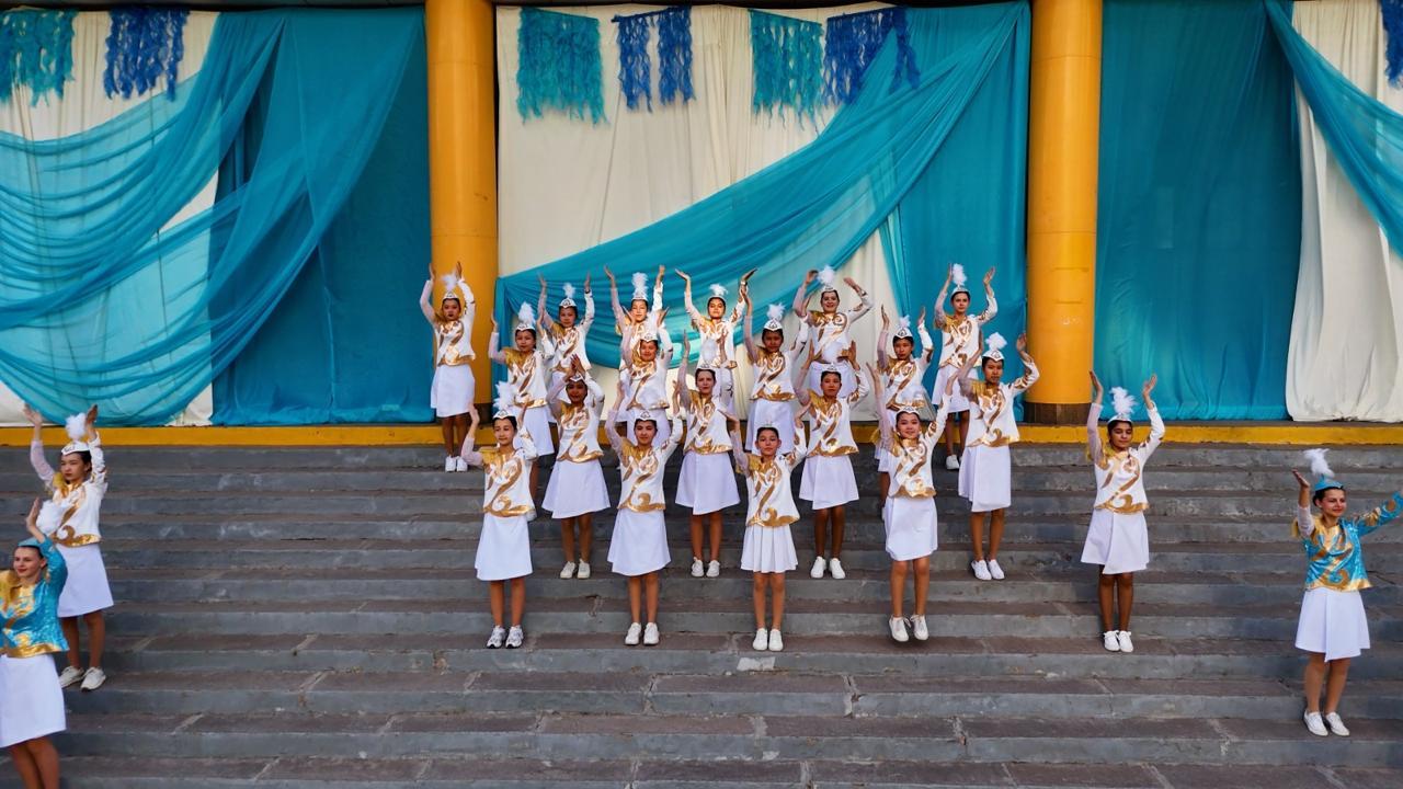 Барабаншылардың әсерлі шеруі өтті