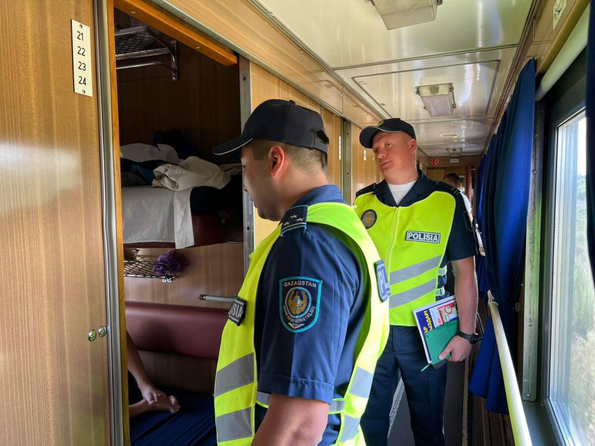 Пойызға ішімдік ішіп мінетіндер арасында 200-ден астам құқықбұзушылық анықталды