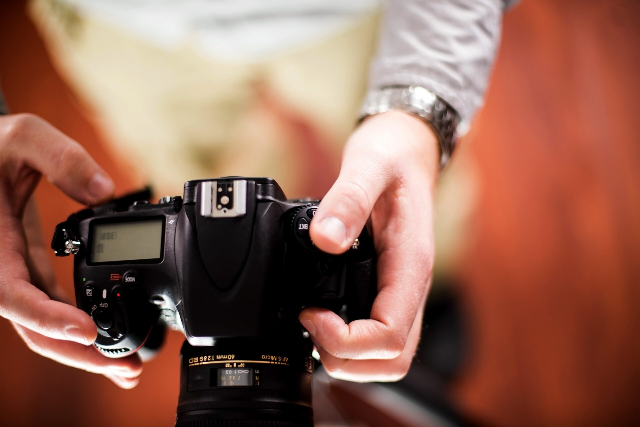Жалға алған фотоаппаратты ломбардқа өткізген елордалық ұсталды