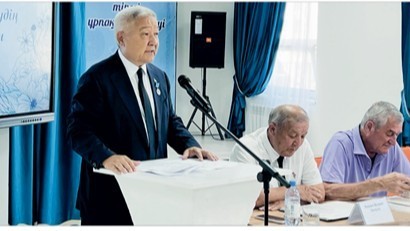 Ардагерлермен кездесті