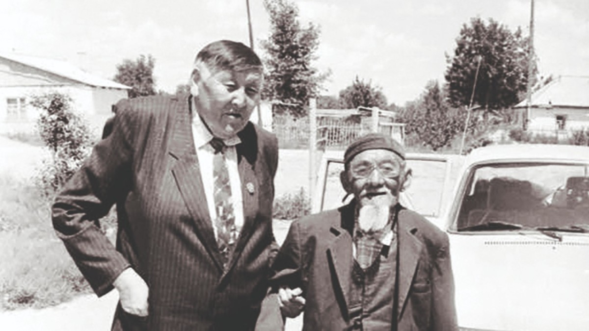 Полтора қазақ