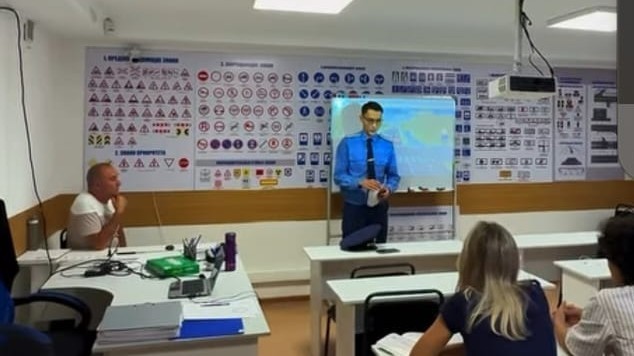 Автомектепте жол жүру қауіпсіздігі бойынша профилактикалық дәріс өтті