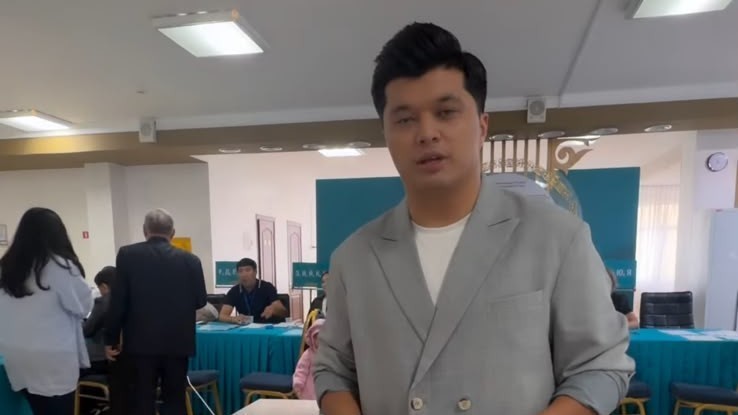 Өнер адамдары дауыс беруді жалғастыруда