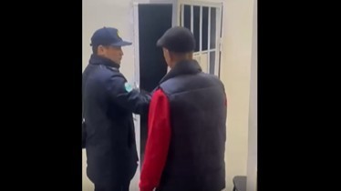 Автобуста ұсақ бұзақылық жасаған жолаушы жауапқа тартылды
