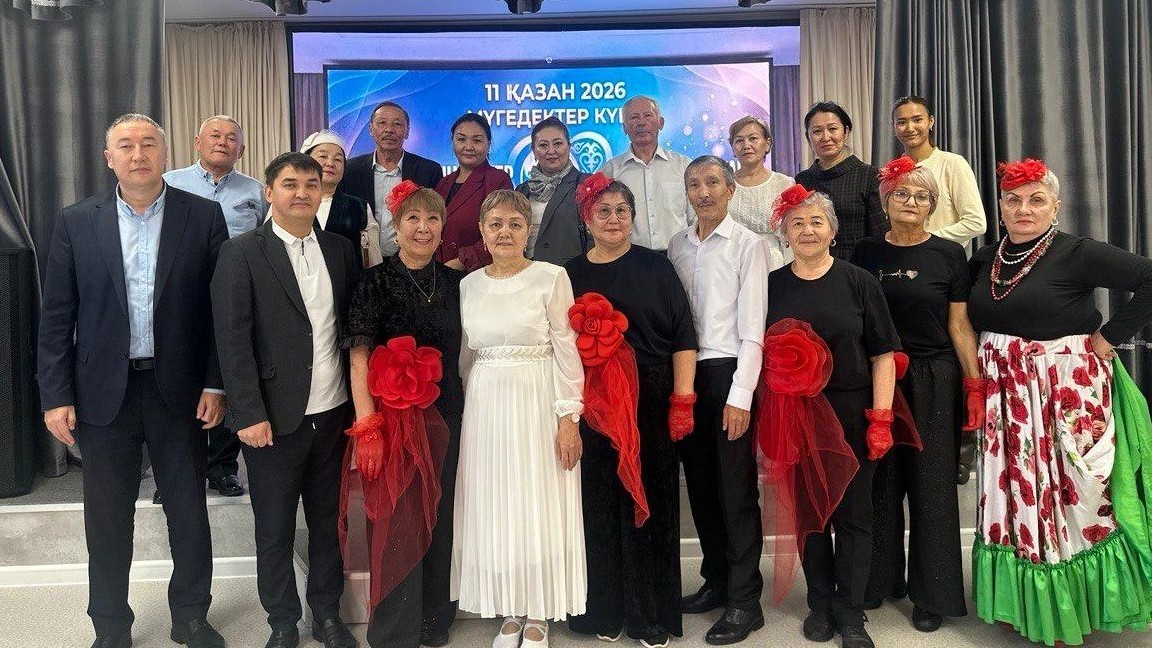Зейнеткерлер қайырымдылық концертін өткізді