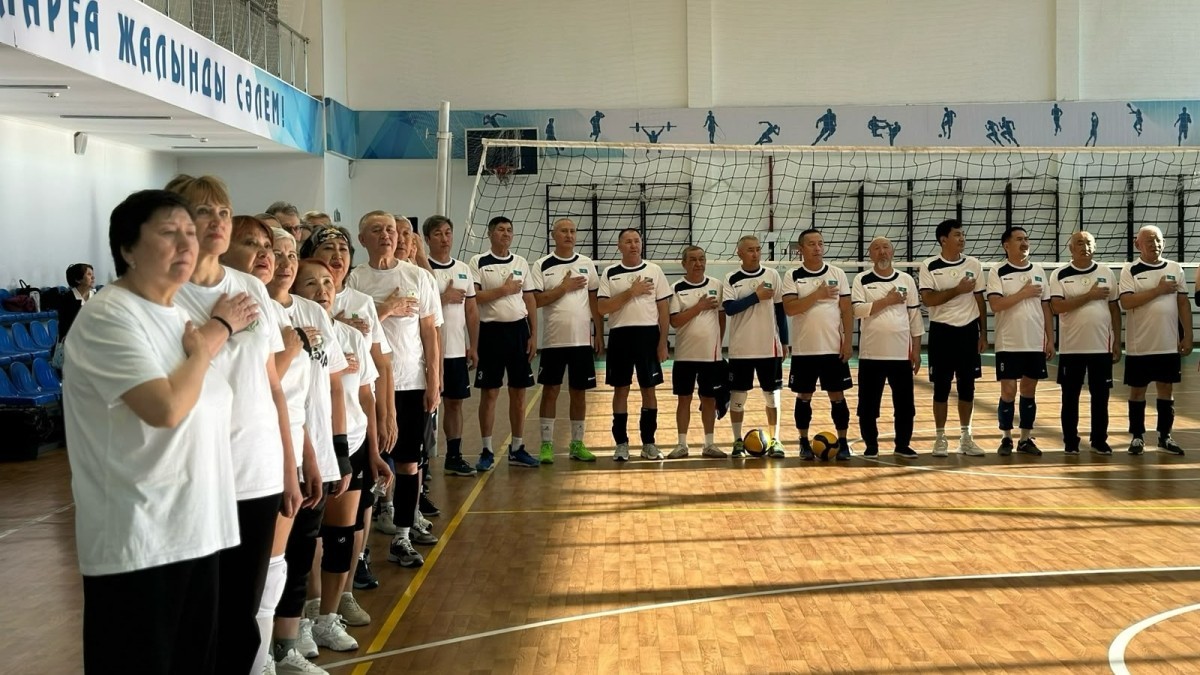 Елордалық зейнеткерлер волейболдан жарысты