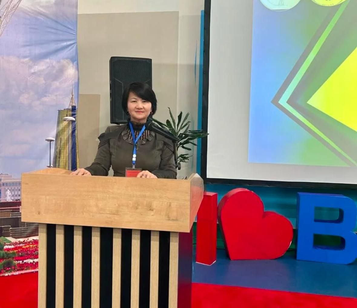 Әуесқойлық видеосы ата немересін сиқыған