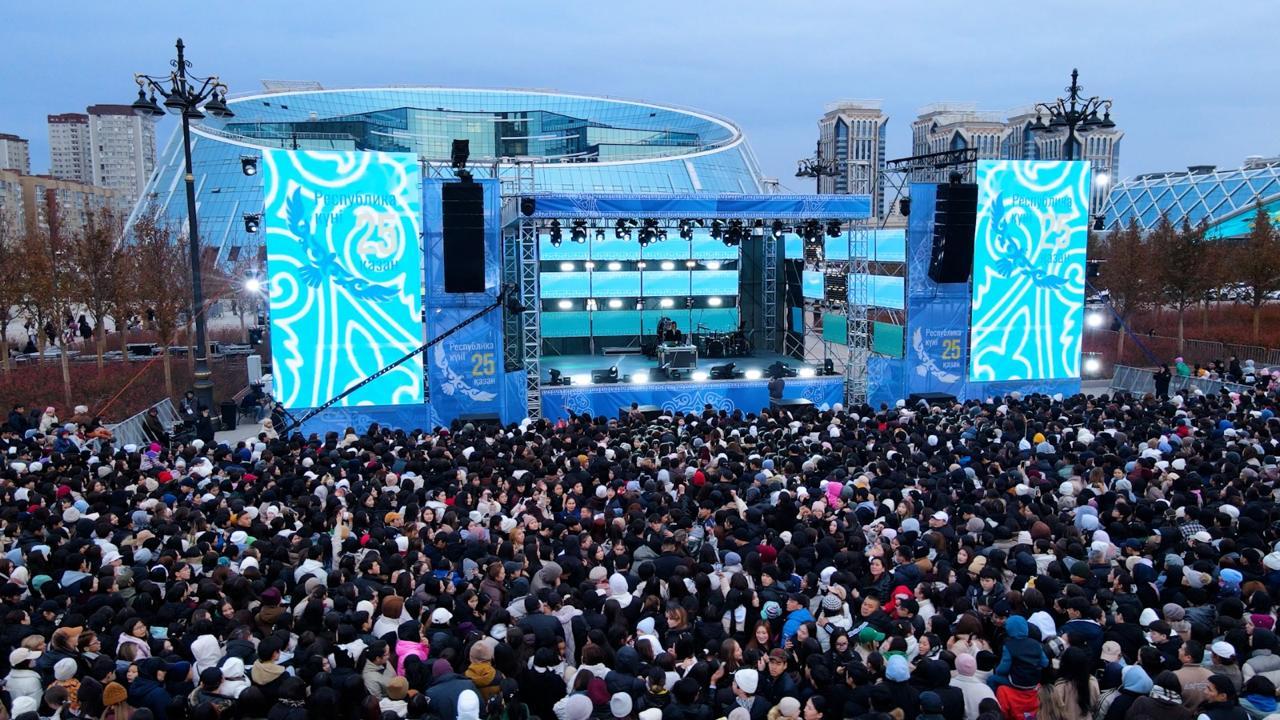 Ұзын кеуделі фото